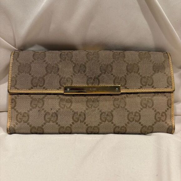 Vintage GUCCI Bifold Long Wallet GG Canvas Leather Light Tan - Picture 1 of 11